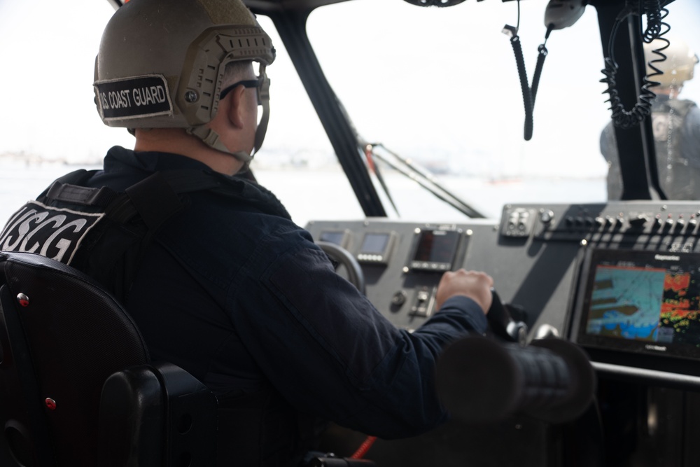 Members of U.S. Coast Guard Maritime Safety and Security Team (MSST) Los Angeles-Long Beach patrol the waters of Long Beach, California, during Los Angeles Fleet Week 2005, May 25, 2025.