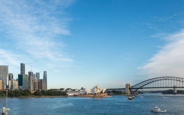 Blue Ridge Arrives in Sydney, Australia