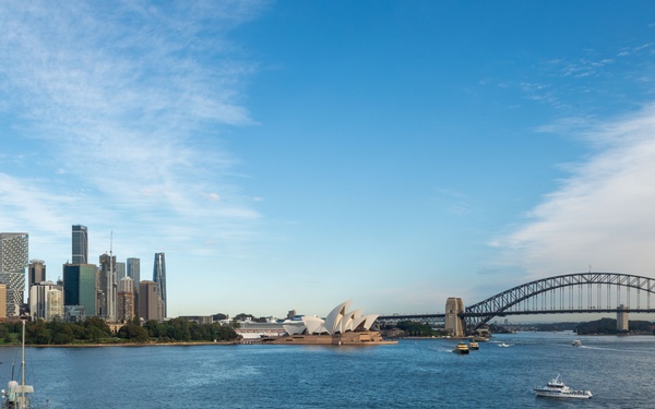 Blue Ridge Arrives in Sydney, Australia
