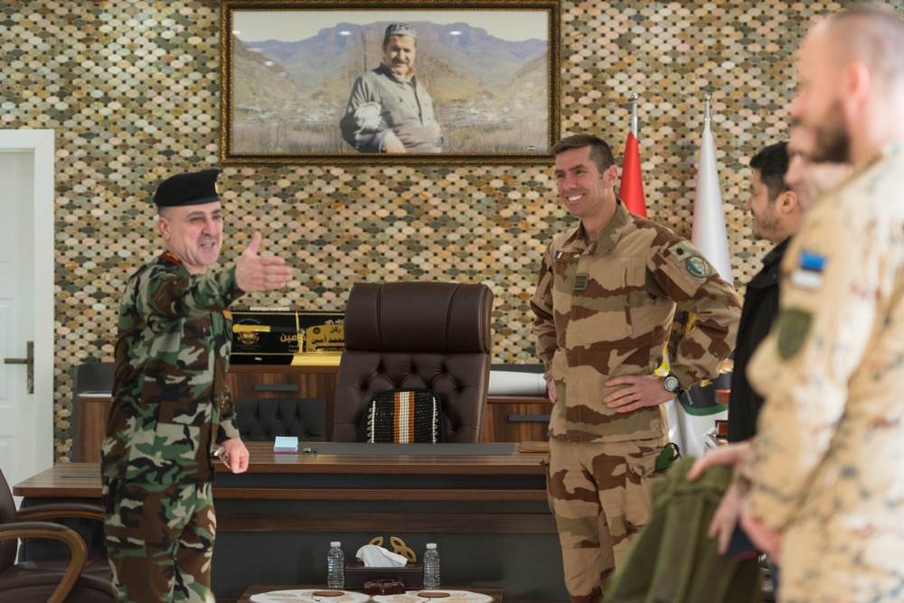 Coalition Advisors Look Ahead with Peshmerga 2nd Support Forces Command