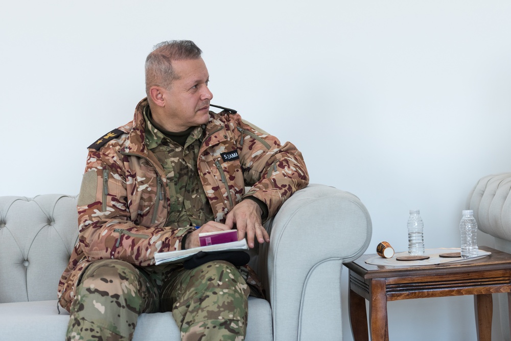 Coalition Advisors Look Ahead with Peshmerga 2nd Support Forces Command