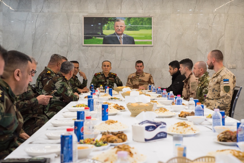 Coalition Advisors Look Ahead with Peshmerga 2nd Support Forces Command