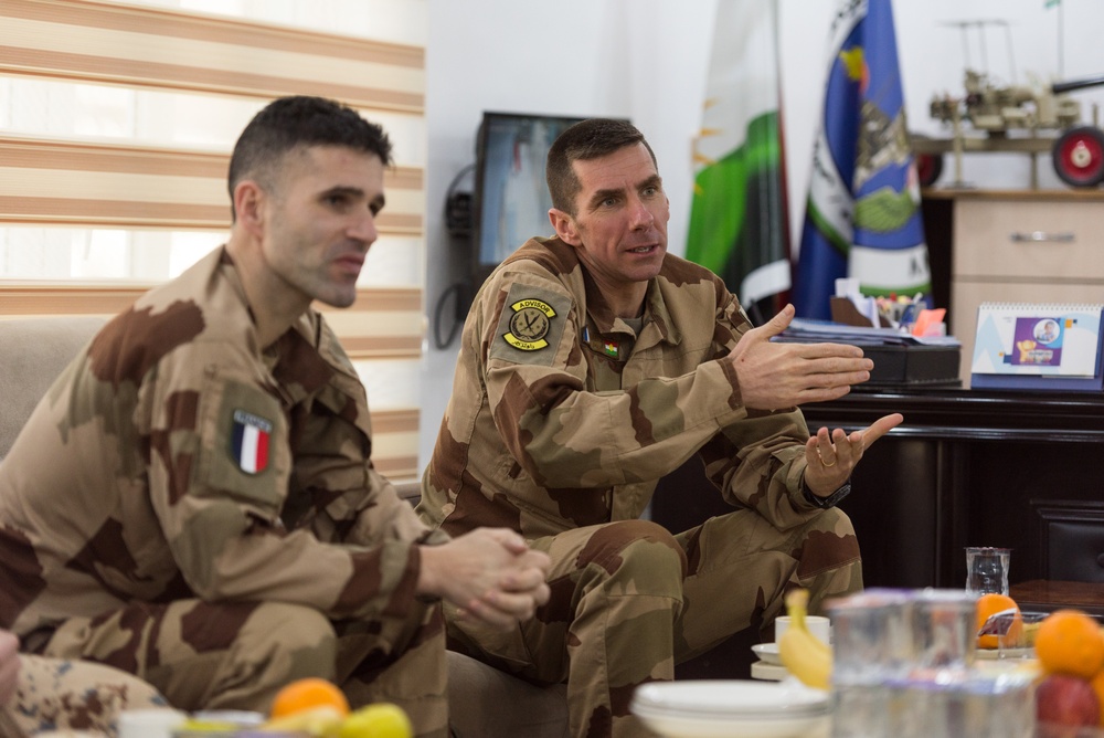 Coalition Advisors Look Ahead with Peshmerga 2nd Support Forces Command