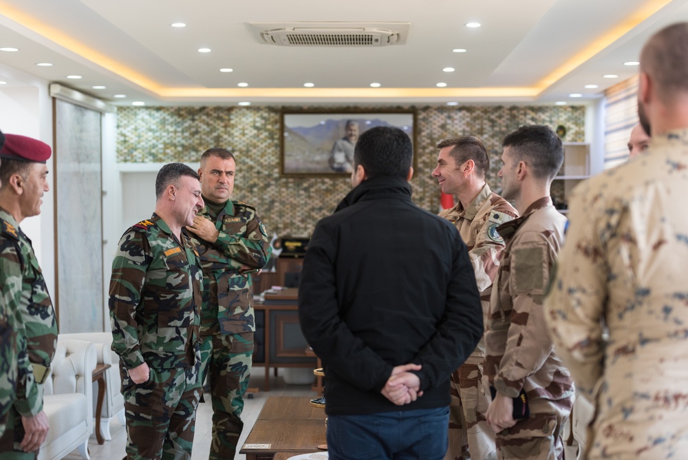 Coalition Advisors Look Ahead with Peshmerga 2nd Support Forces Command