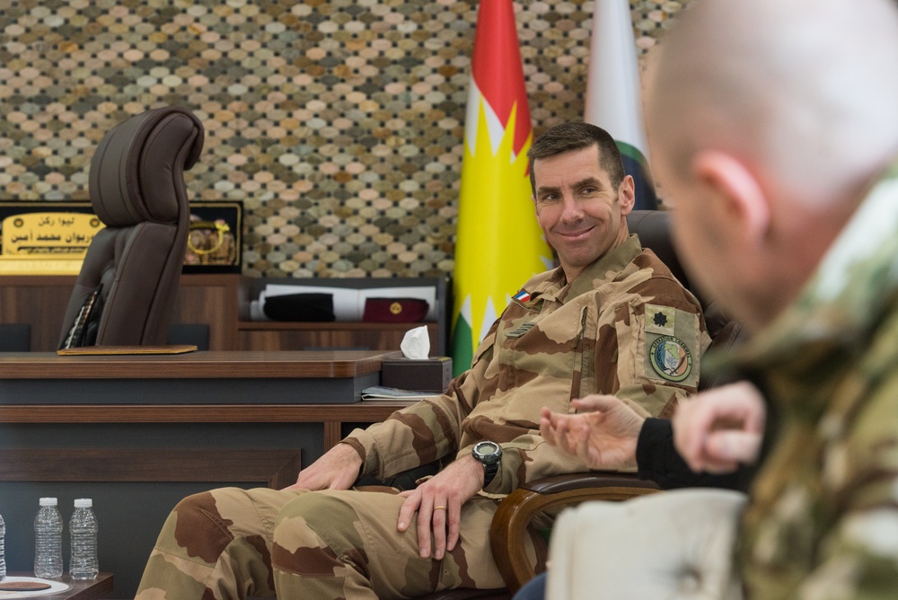 Coalition Advisors Look Ahead with Peshmerga 2nd Support Forces Command