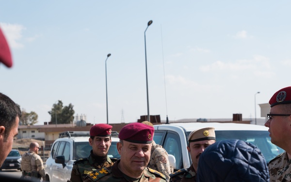 Coalition Advisors Assess Peshmerga Logistics Hub