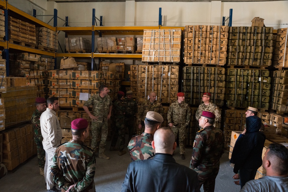 Coalition Advisors Assess Peshmerga Logistics Hub