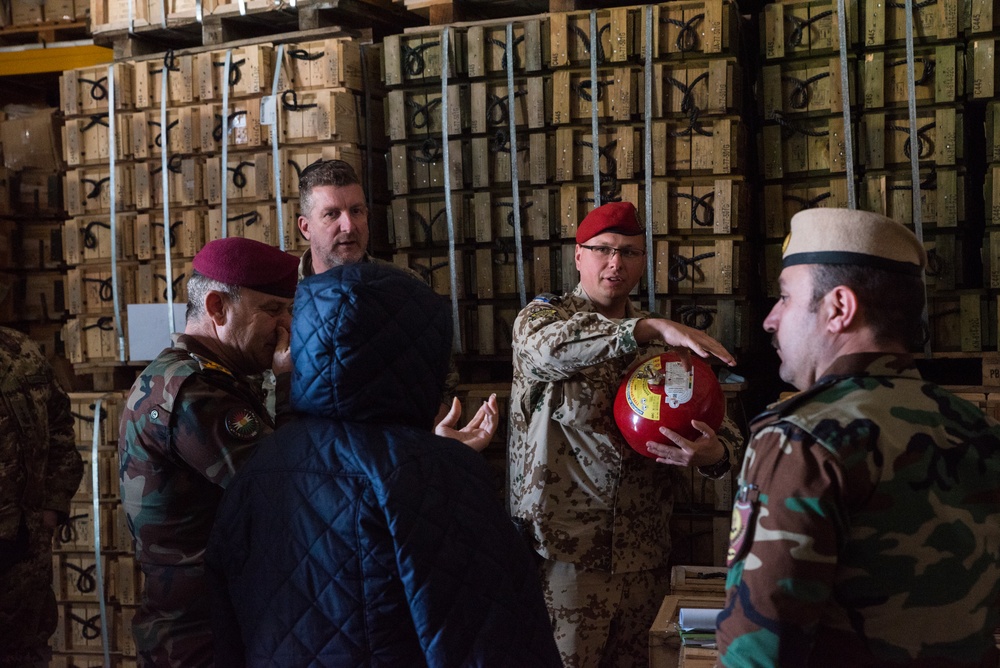 Coalition Advisors Assess Peshmerga Logistics Hub