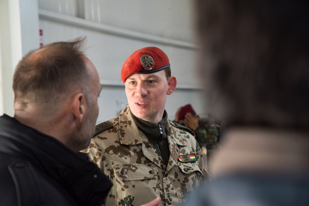 Coalition Advisors Assess Peshmerga Logistics Hub