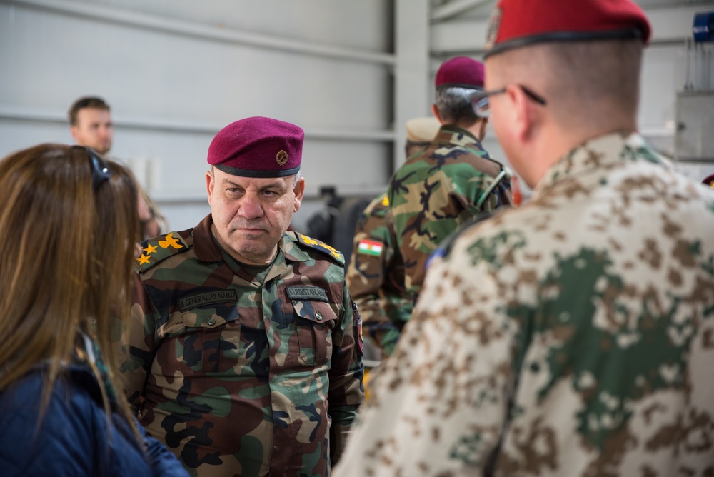 Coalition Advisors Assess Peshmerga Logistics Hub