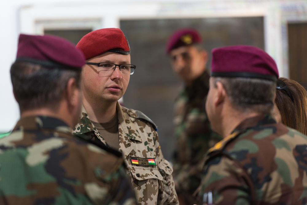 Coalition Advisors Assess Peshmerga Logistics Hub