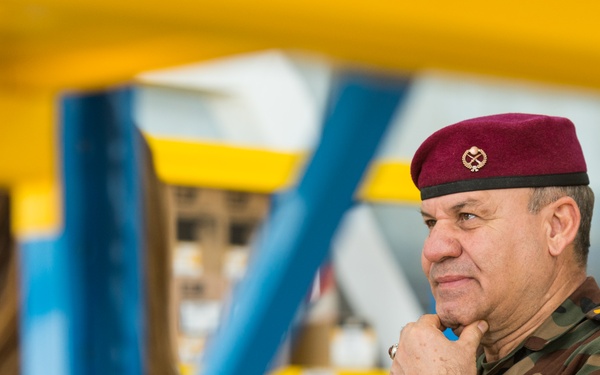 Coalition Advisors Assess Peshmerga Logistics Hub