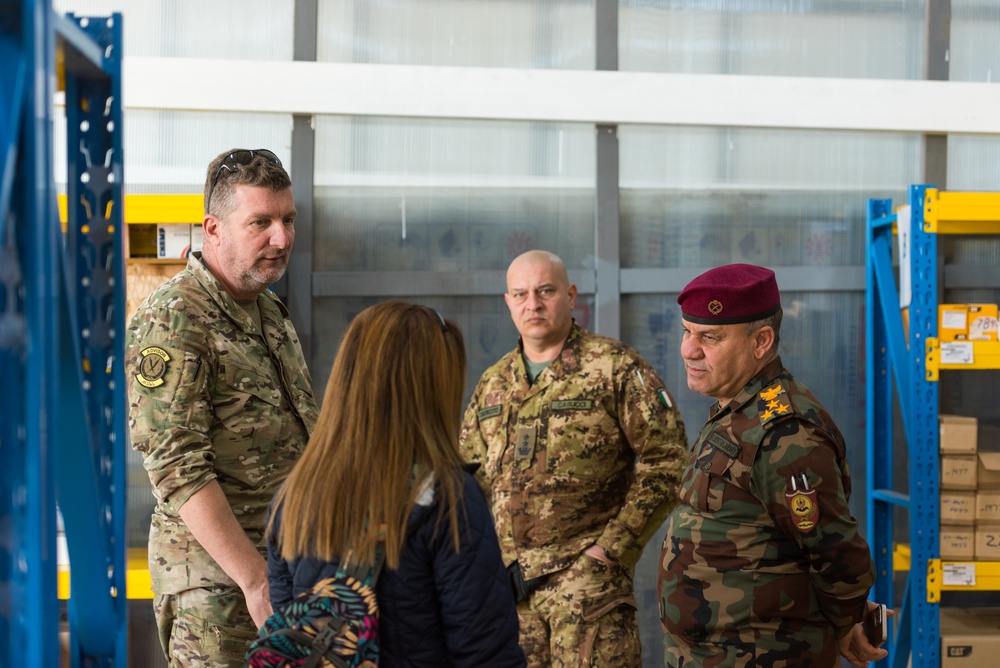 Coalition Advisors Assess Peshmerga Logistics Hub