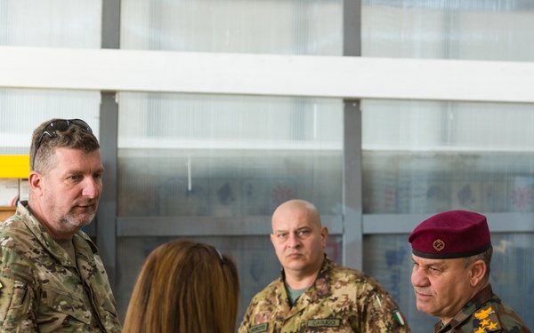 Coalition Advisors Assess Peshmerga Logistics Hub
