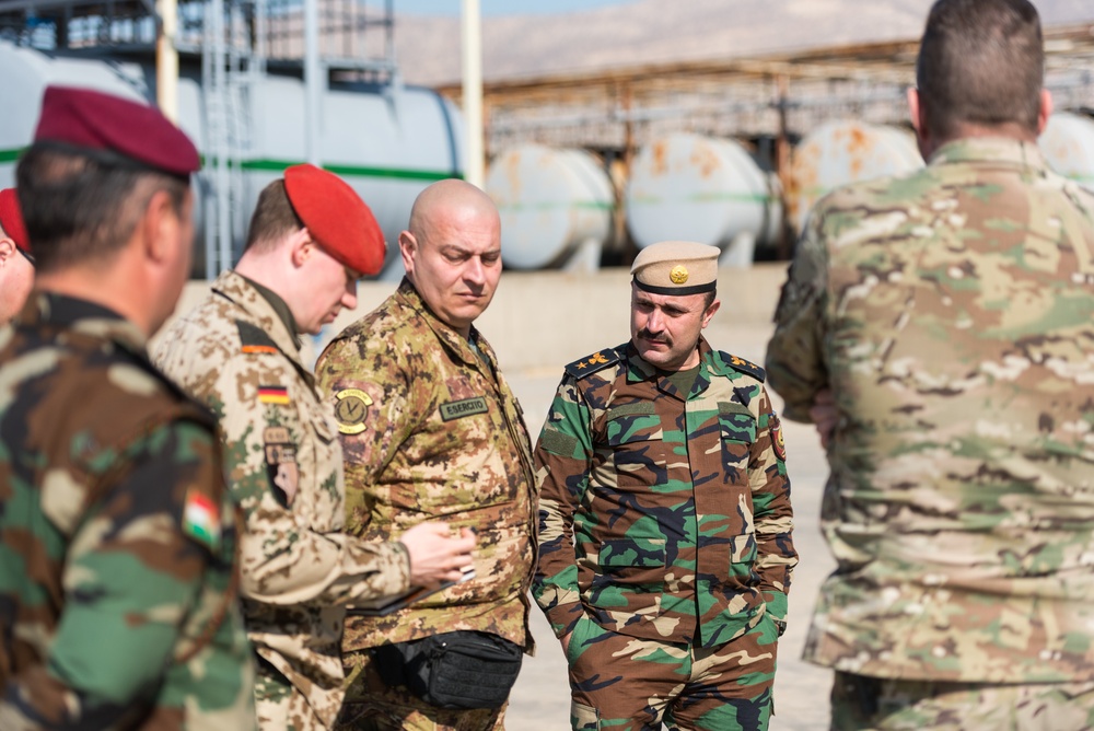 Coalition Advisors Assess Peshmerga Logistics Hub
