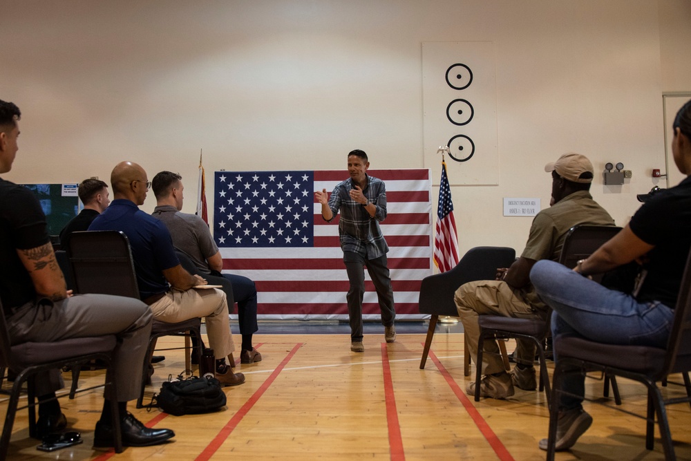 SMMC Ruiz visits U.S. Embassy Baghdad