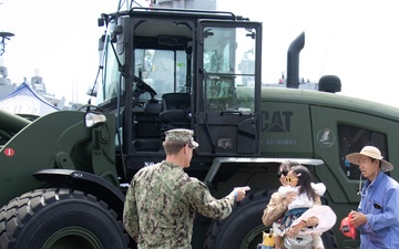 ACB 1 attends LA fleet week