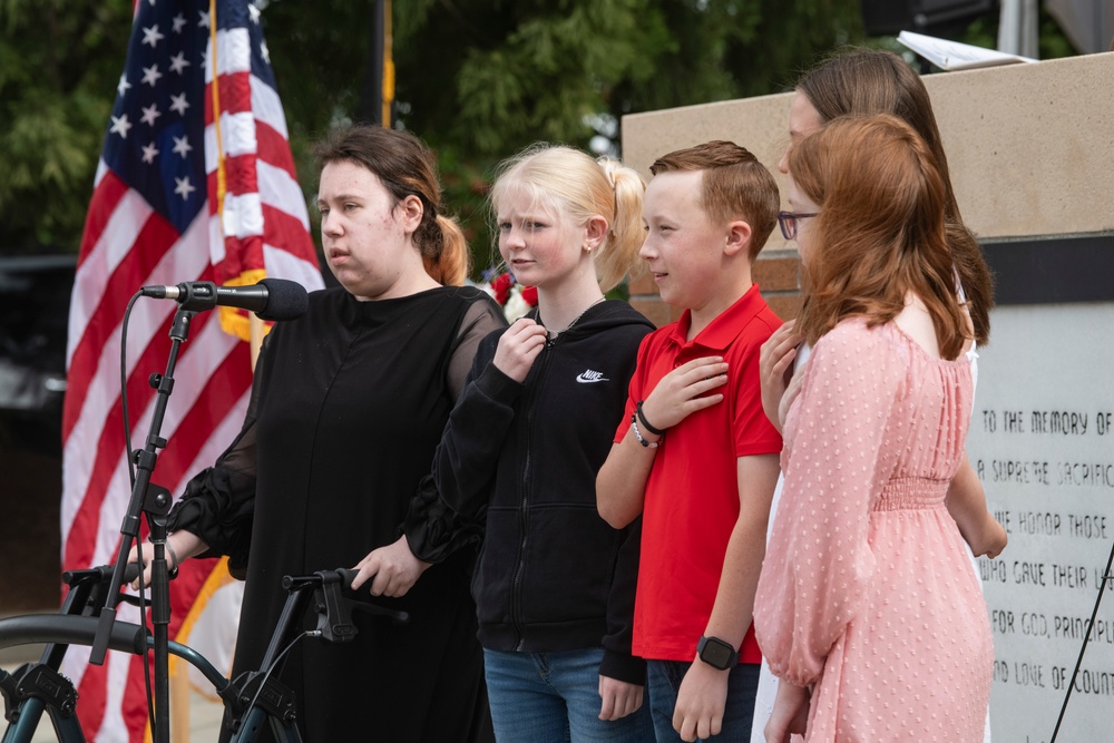 Memorial Day Observance at Willamette National Cemetery 2025