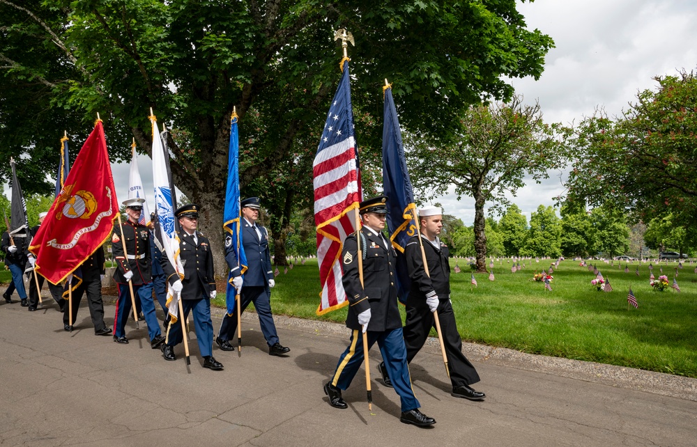 Memorial Day Observance at Willamette National Cemetery 2025