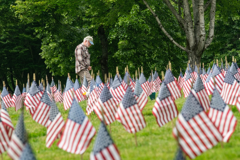 Memorial Day Observance at Willamette National Cemetery 2025