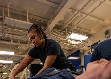 Sailors conduct Tactical Combat Casualty Care training aboard USS America (LHA 6)