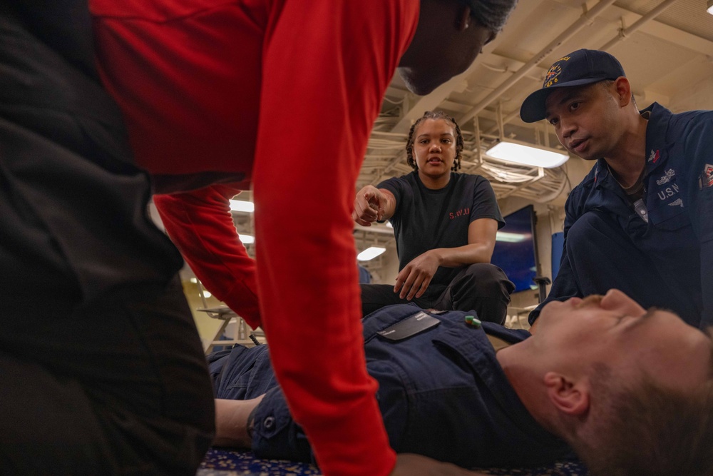 Sailors conduct Tactical Combat Casualty Care training aboard USS America (LHA 6)
