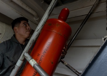 22nd MEU | CLB-26 Turn Wrenches with USS San Antonio Sailors