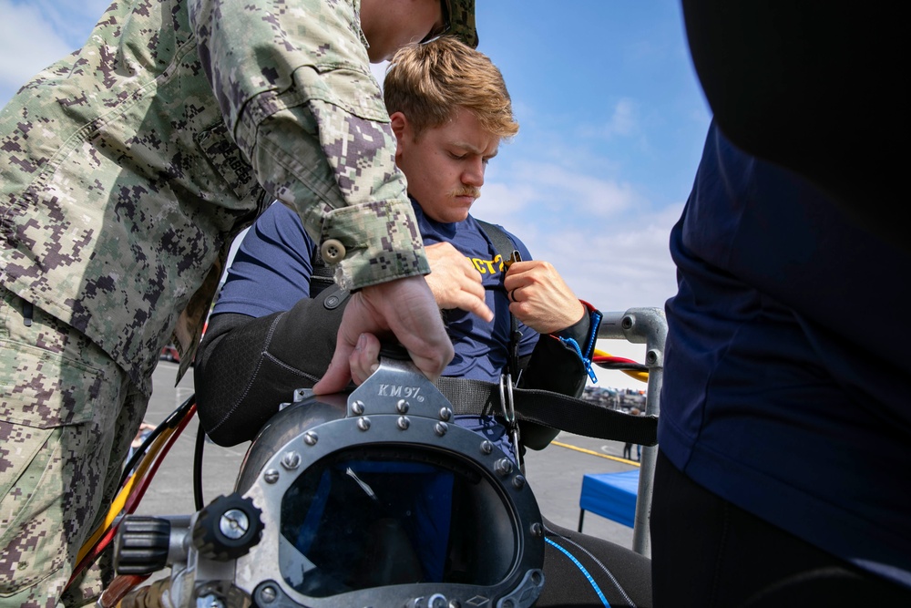 U.S. Navy Underwater Construction Mechanics at LA Fleet Week