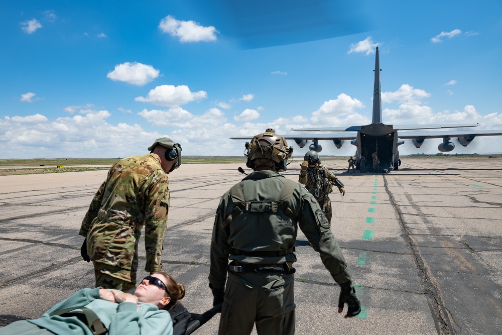 34th Aeromedical Evacuation Squadron trains during Mountain Medic joint service exercise