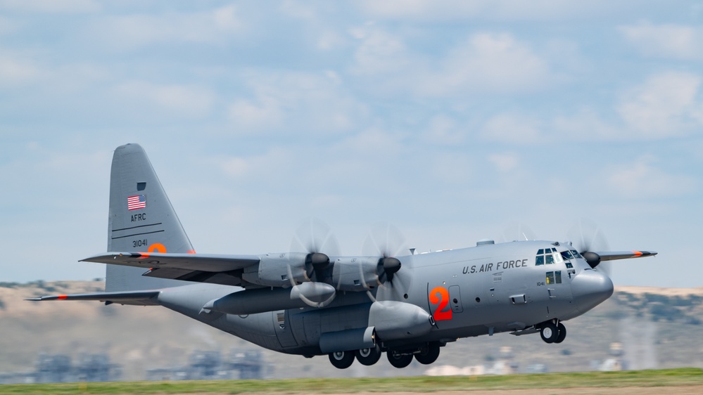 34th Aeromedical Evacuation Squadron trains during Mountain Medic joint service exercise