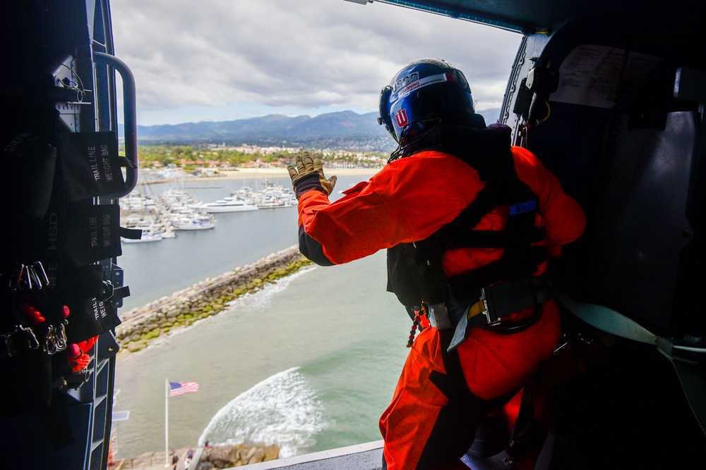 Coast Guard Air Crew Demonstrates Life-Saving Techniques in Santa Barbara Exercise