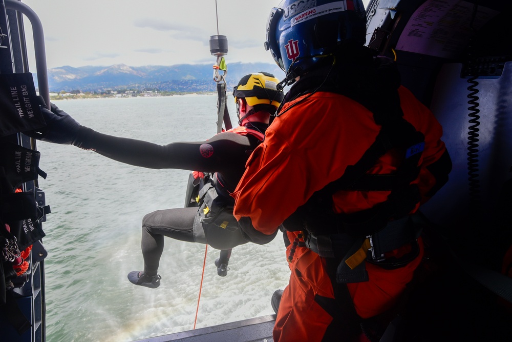 Coast Guard Air Crew Demonstrates Life-Saving Techniques in Santa Barbara Exercise