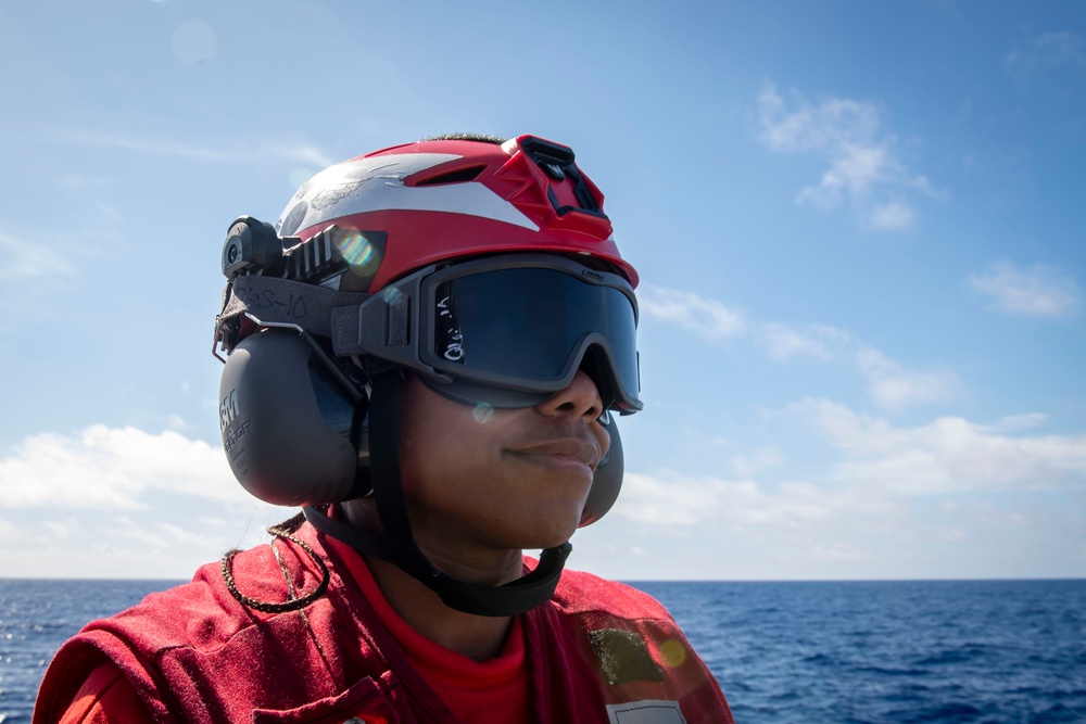 Sailors Conduct Flight Operations