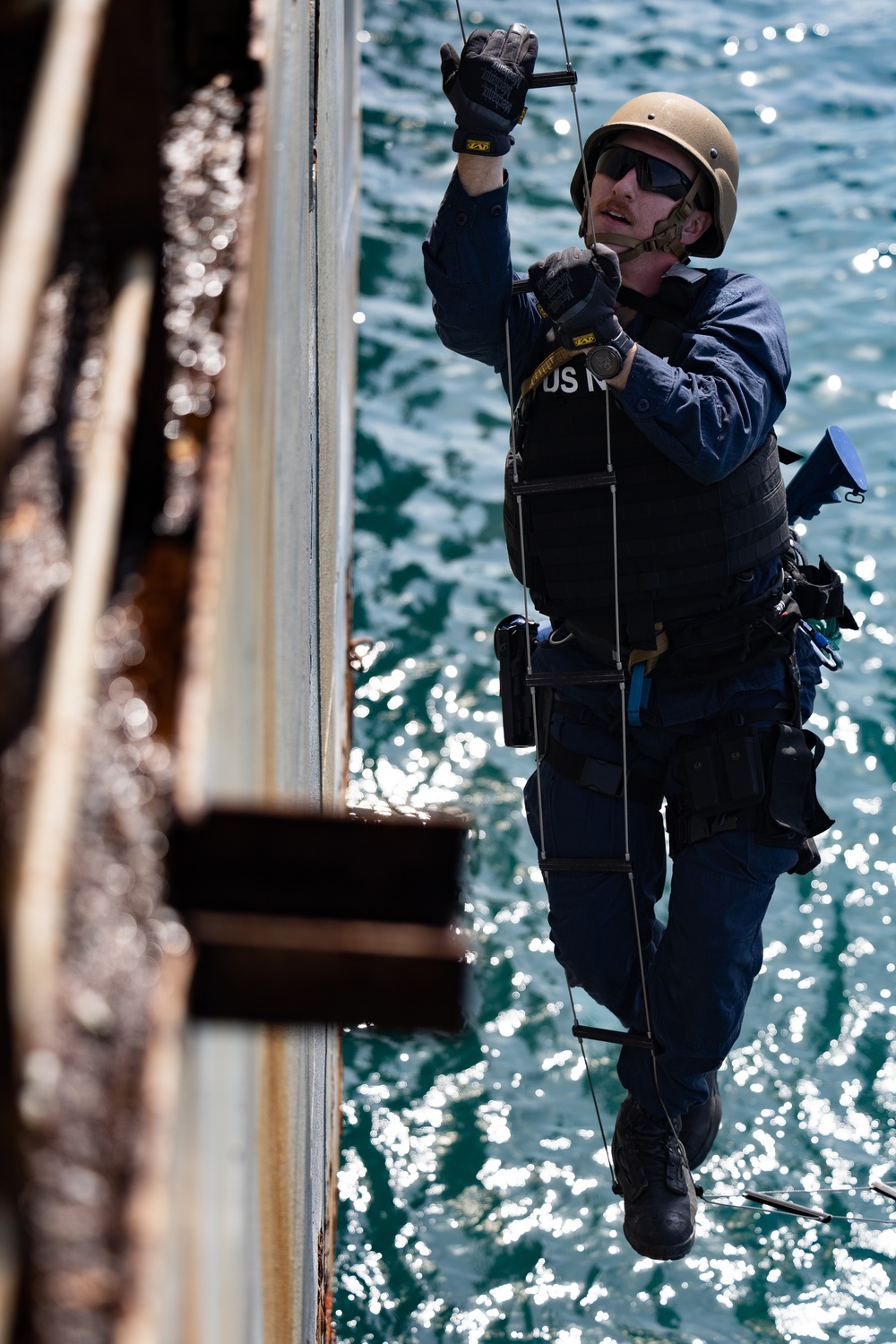USS Oscar Austin (DDG 79) Conducts Visit, Board, Search and Seizure (VBSS) Certification in Souda Bay, Greece