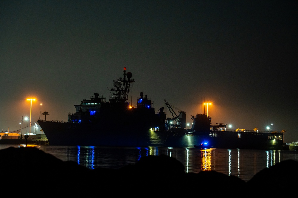 Los Angeles Fleet Week 2025: USS Harpers Ferry