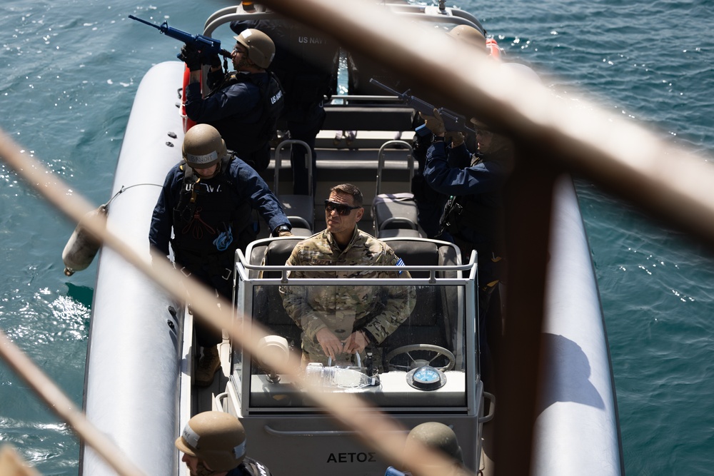 USS Oscar Austin (DDG 79) Conducts Visit, Board, Search and Seizure (VBSS) Certification in Souda Bay, Greece