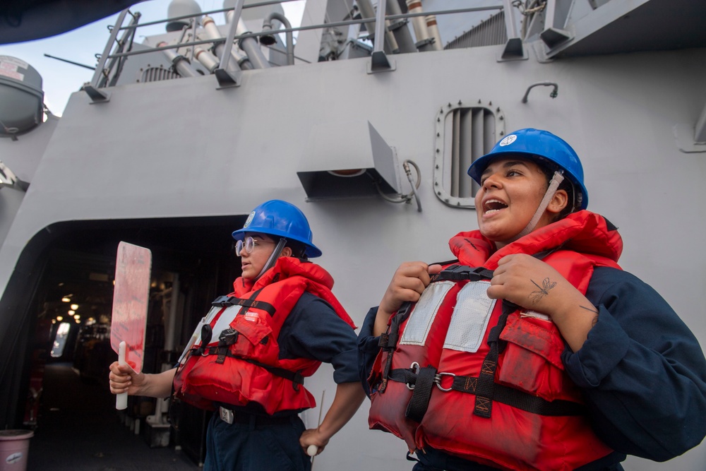 USS Higbee Conducts a Replenishment-at-Sea