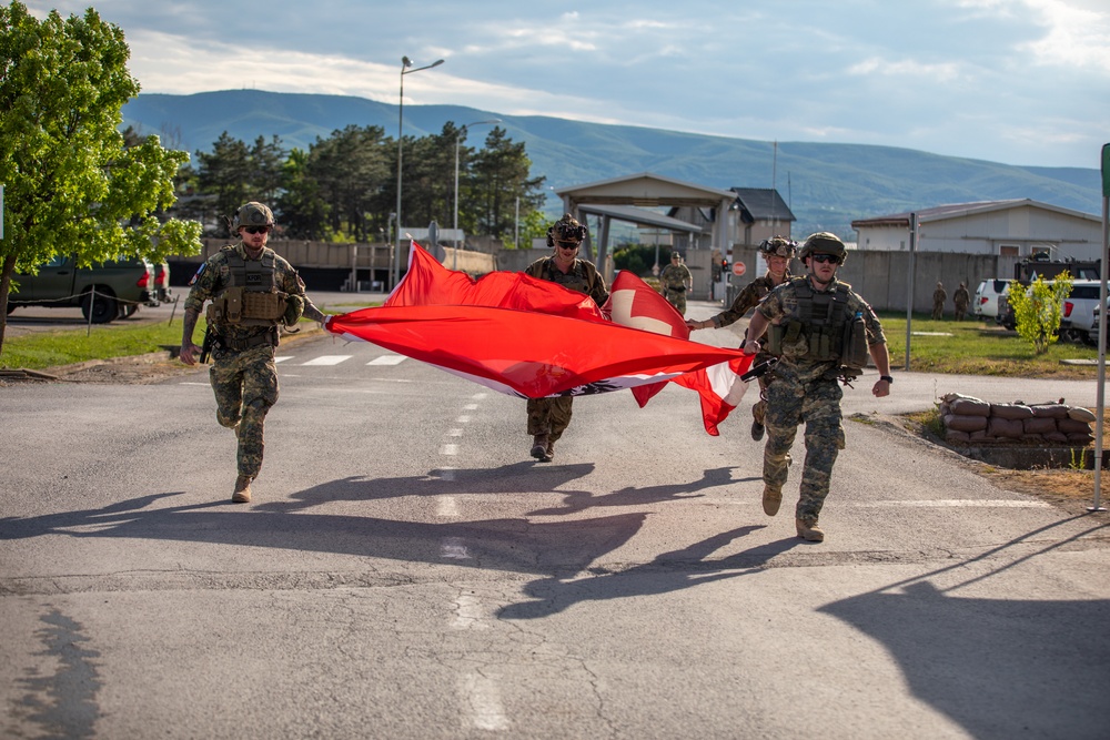 Multinational EOD Soldiers, assigned to the NATO-led KFOR mission, conduct Bomb Suit 5K