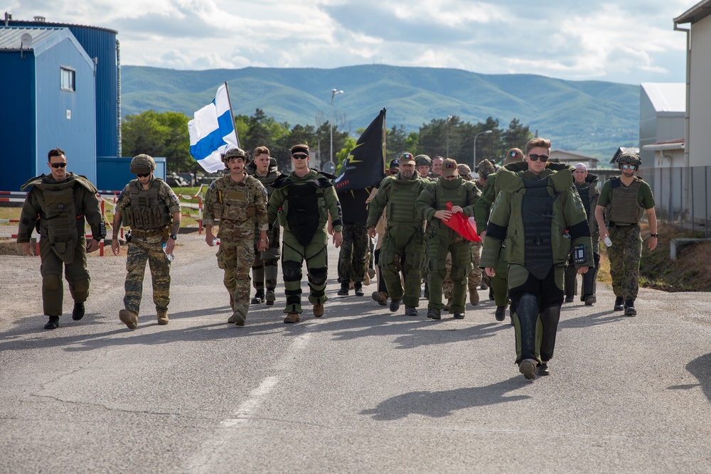 Multinational EOD Soldiers, assigned to the NATO-led KFOR mission, conduct Bomb Suit 5K