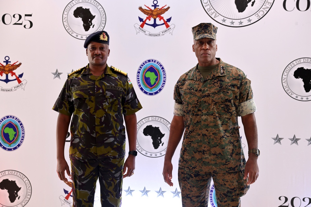 U.S. Marine Corps Gen. Michael Langley conducts a walkthrough with Kenyan Gen. Charles Kahariri at the African Chiefs of Defense Conference 2025