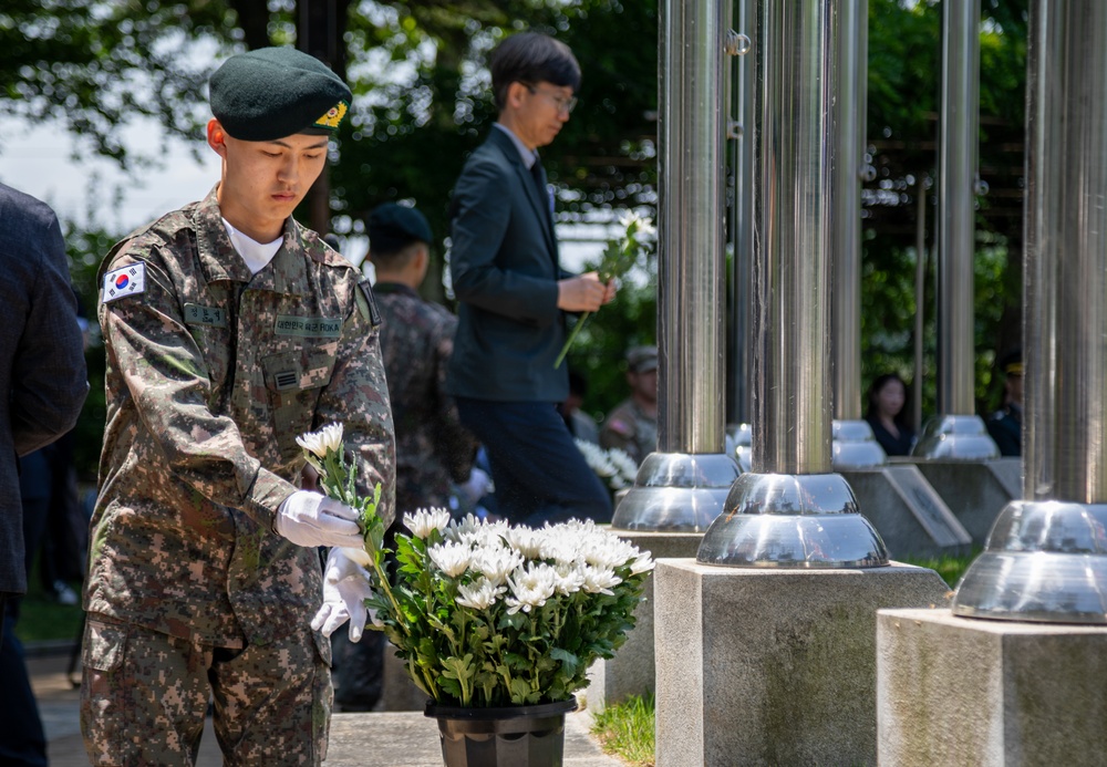 ROK-U.S. Joint Memorial Day Ceremony