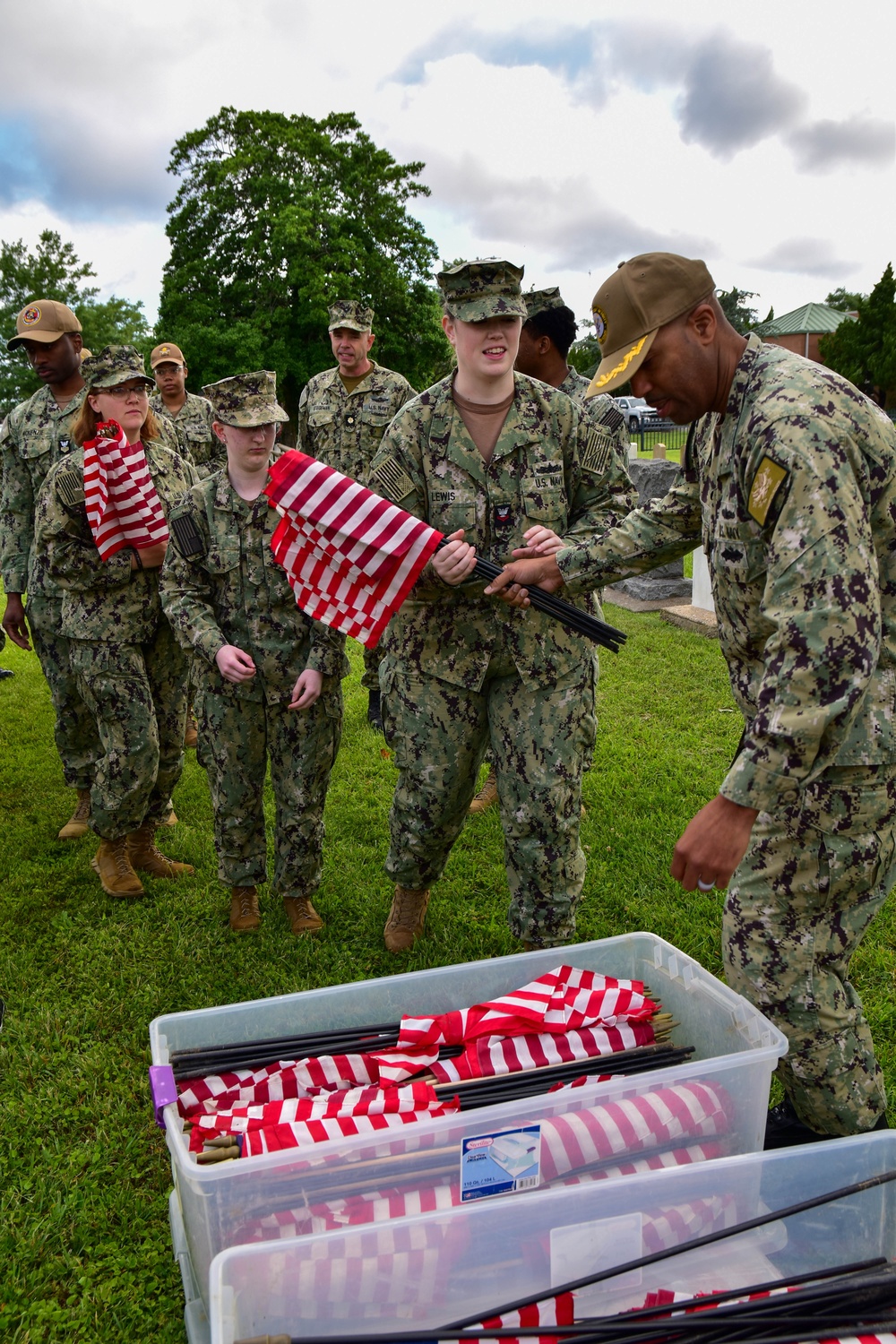 Honoring Fallen Service Members for Memorial Day