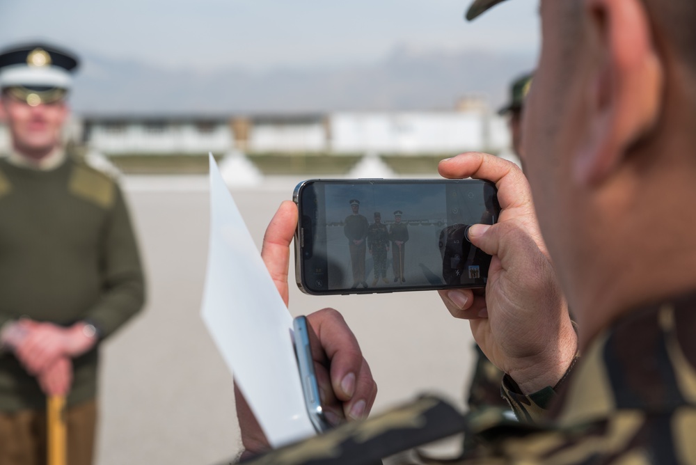 Peshmerga Conduct Graduation Ceremony with Coalition