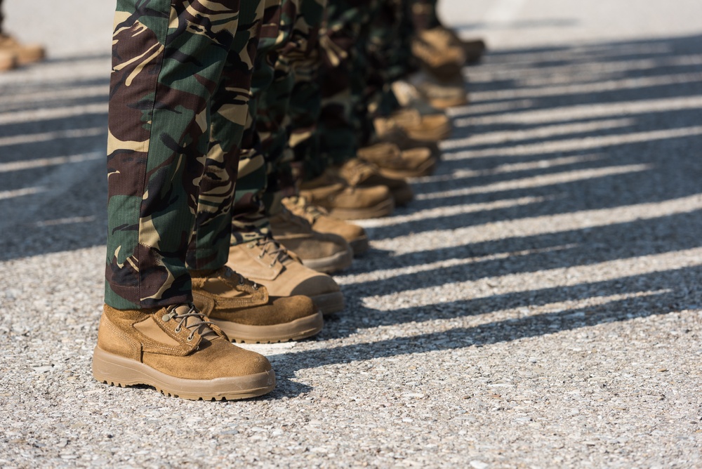 Peshmerga Conduct Graduation Ceremony with Coalition