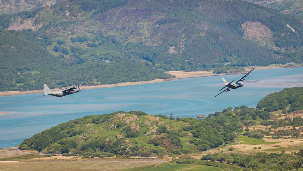 94th Airlift Wing sharpens readiness over unfamiliar, congested airspace