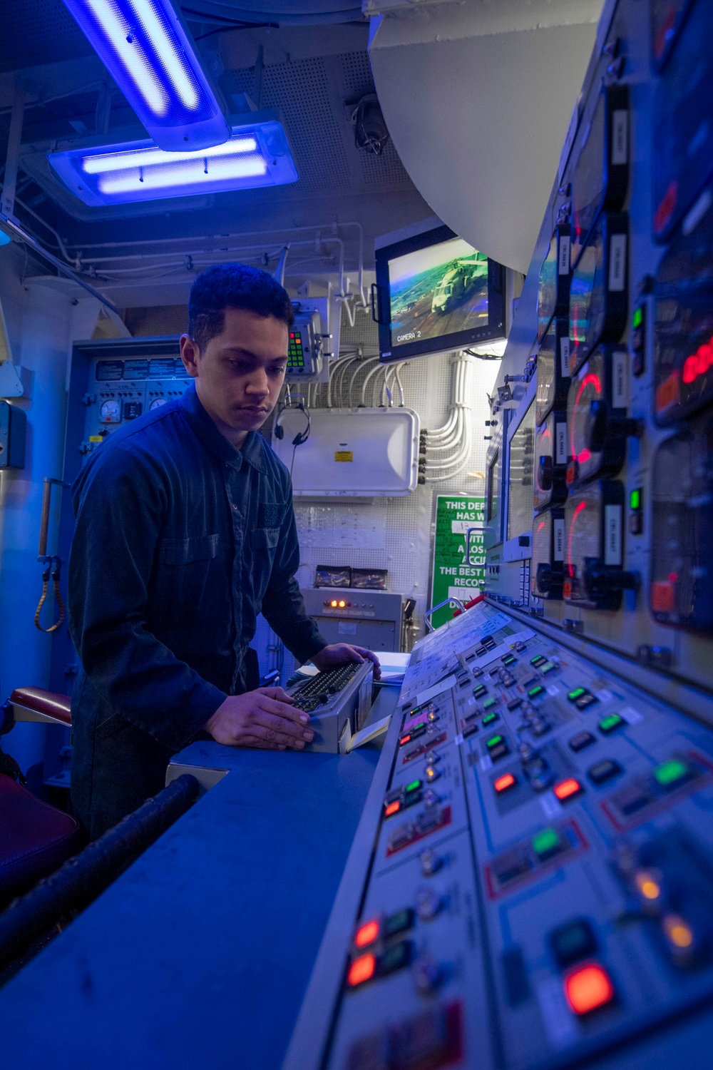 USS Sterett conducts operations in the U.S. Central Command area of responsibility as part of the Carl Vinson Carrier Strike Group