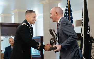 Army Reserve Soldier receives State of Utah 2024 Service Member of the Year Award