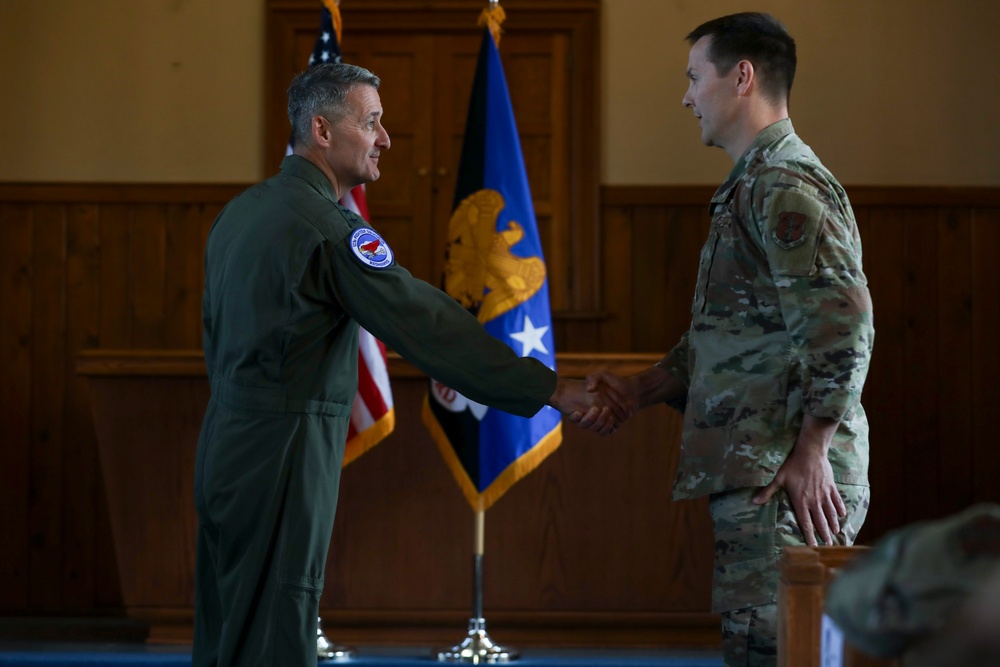 Nordhaus visits Oregon Guard's 142nd Wing