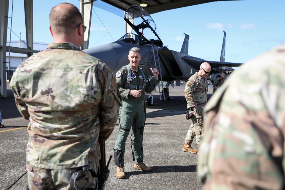 Nordhaus visits Oregon Guard's 142nd Wing
