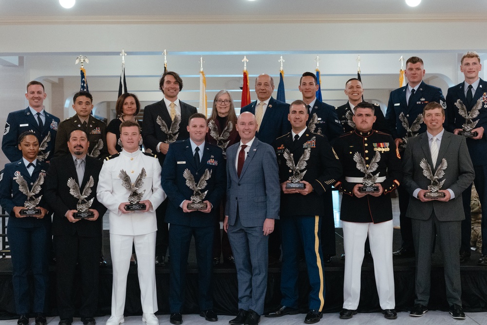 Army Reserve Soldier receives State of Utah 2024 Service Member of the Year Award